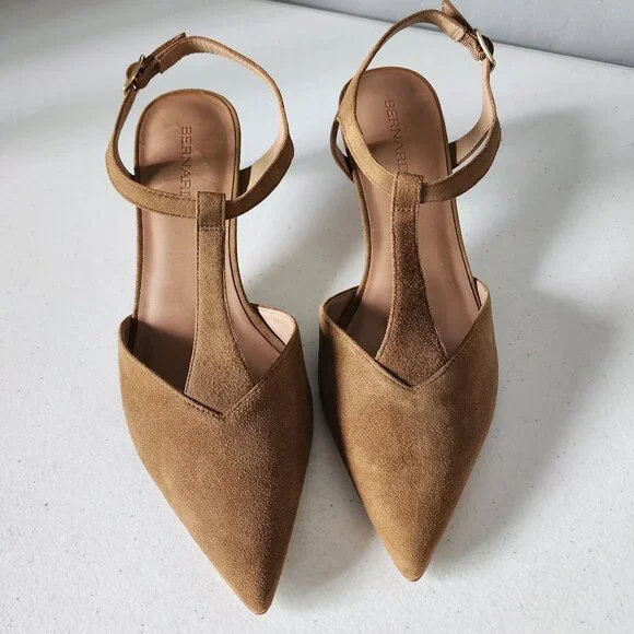 Bernardo Kitten Heel Pumps "NEW" - Picture 2 of 14